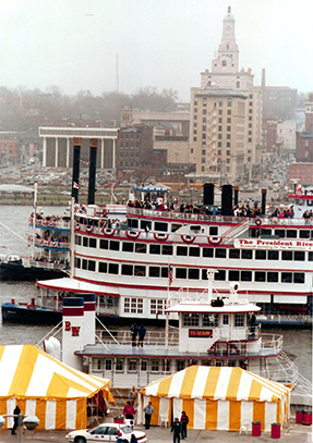 1991 - Riverboat gambling is legalized in Iowa.